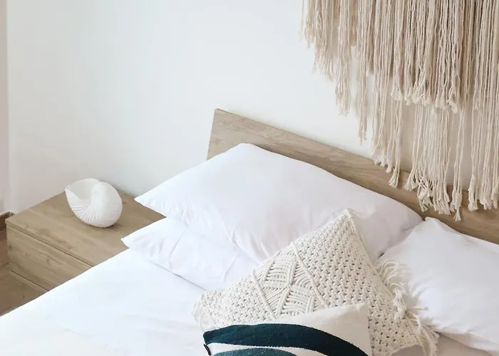 ゲストハウス Aquamarinae